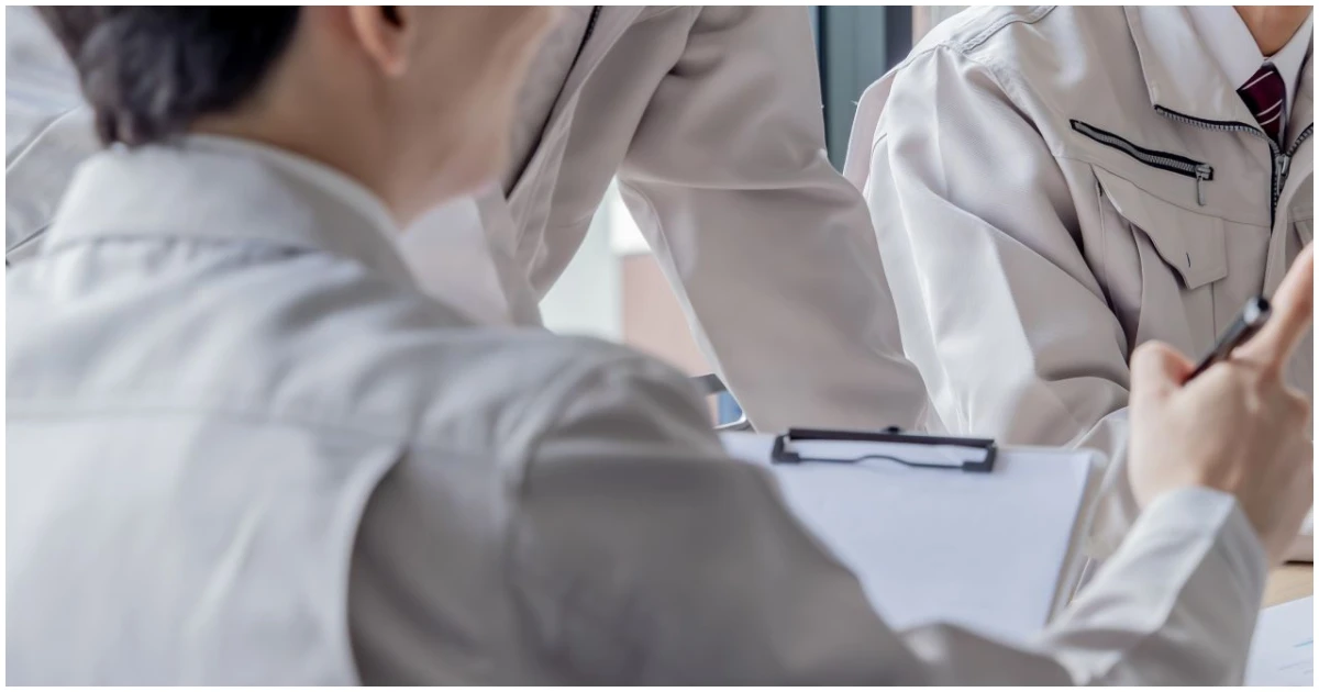 機械式駐車場のメンテナンス契約見直しをイメージした画像