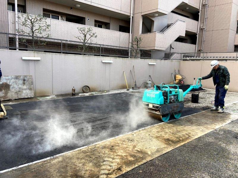 機械式駐車場を撤去した後にアスファルト舗装