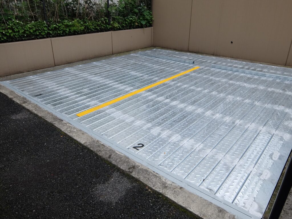 鋼製平面メーカー１