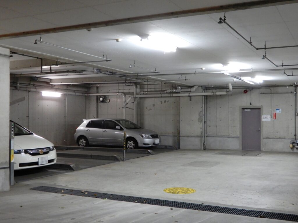 機械式駐車場の空き増加が示すサイン――維持か、撤去か、それとも活用か