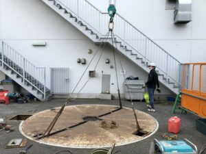 ターンテーブル床板撤去