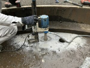 ターンテーブル地下コア抜き
